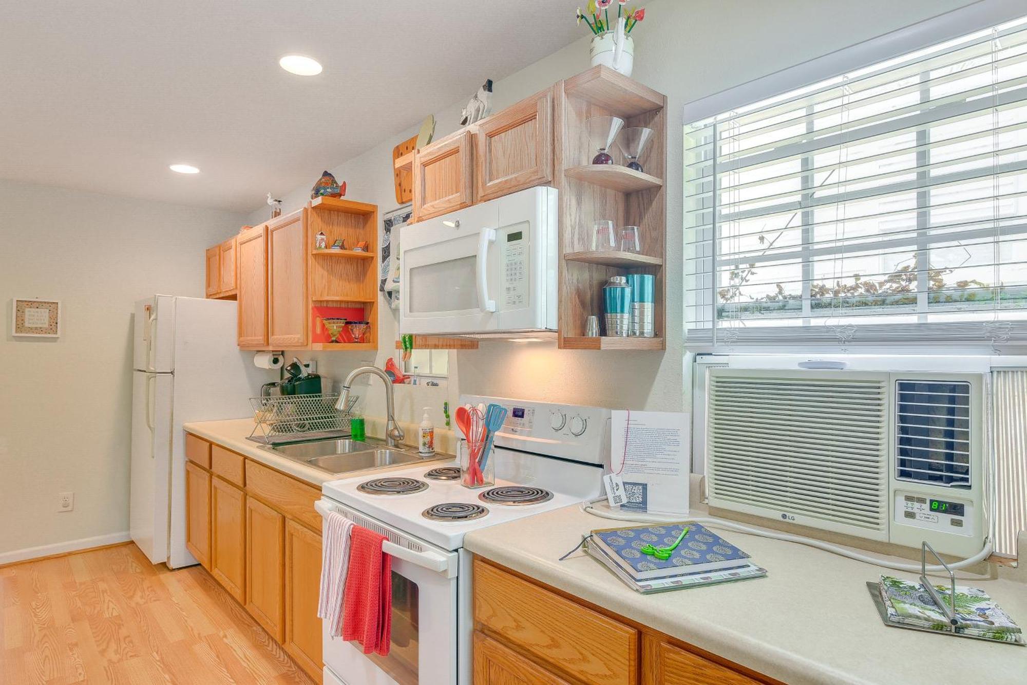 Cozy Galveston Apartment With Private Beach Pass! Luaran gambar